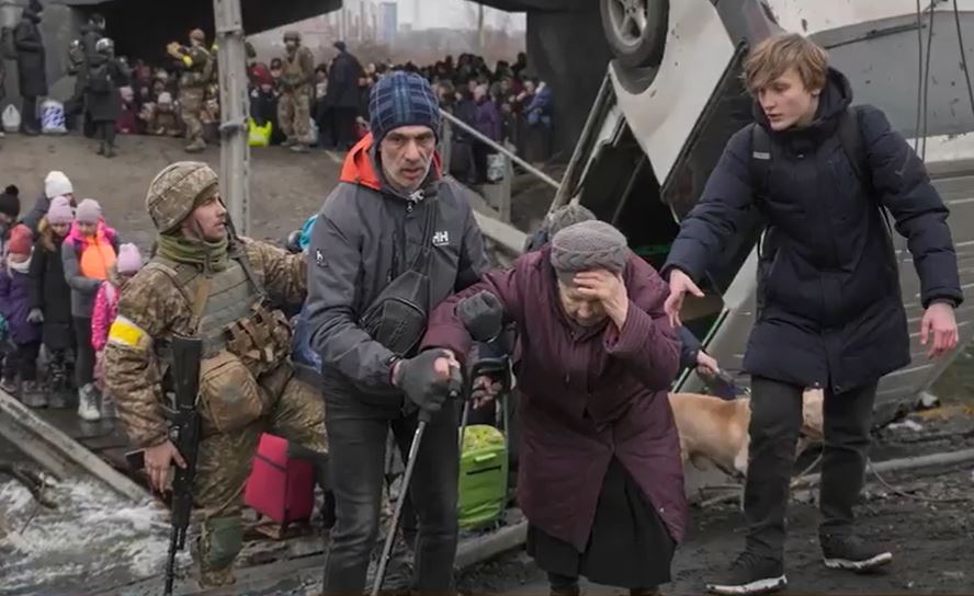 Ukraine refugees CBN news